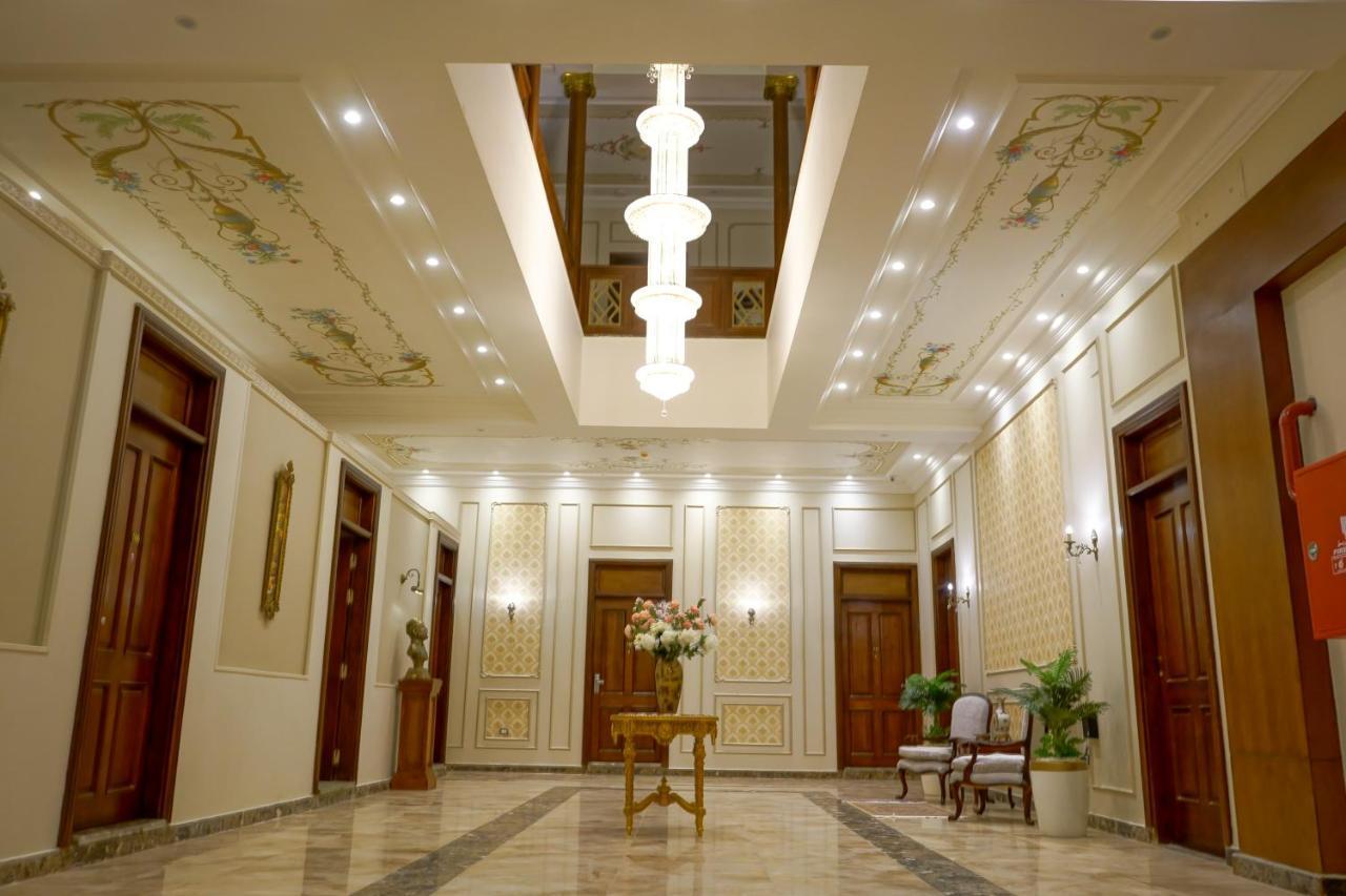 Savoy Hotel Elminya Ngoại thất bức ảnh