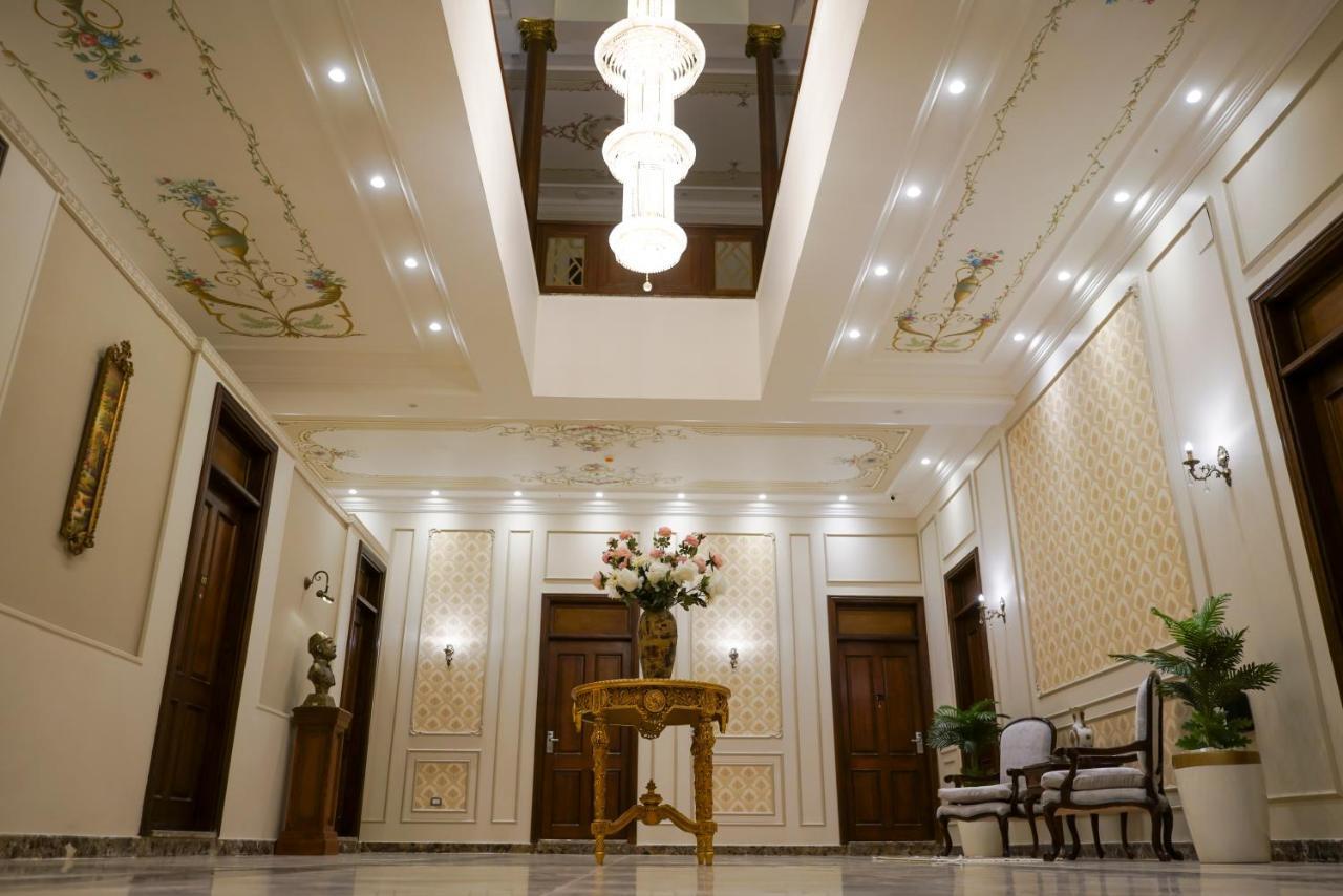 Savoy Hotel Elminya Ngoại thất bức ảnh